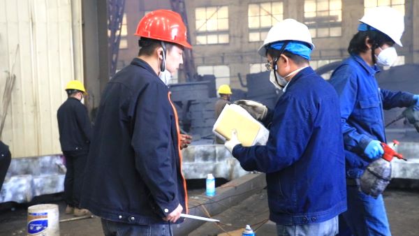 大型鑄鋼廠鑄鋼件粗加工和精加工的對(duì)比