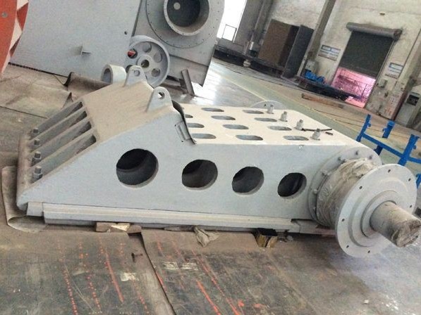 騰飛鑄鋼為破碎機(jī)知名企業(yè)生產(chǎn)的動(dòng)鄂體